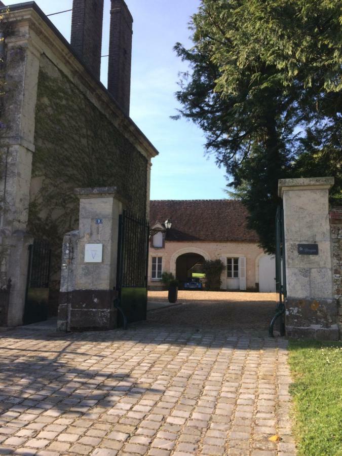 Les Couleurs Du Verger Beaumont-les-Autels Exterior foto